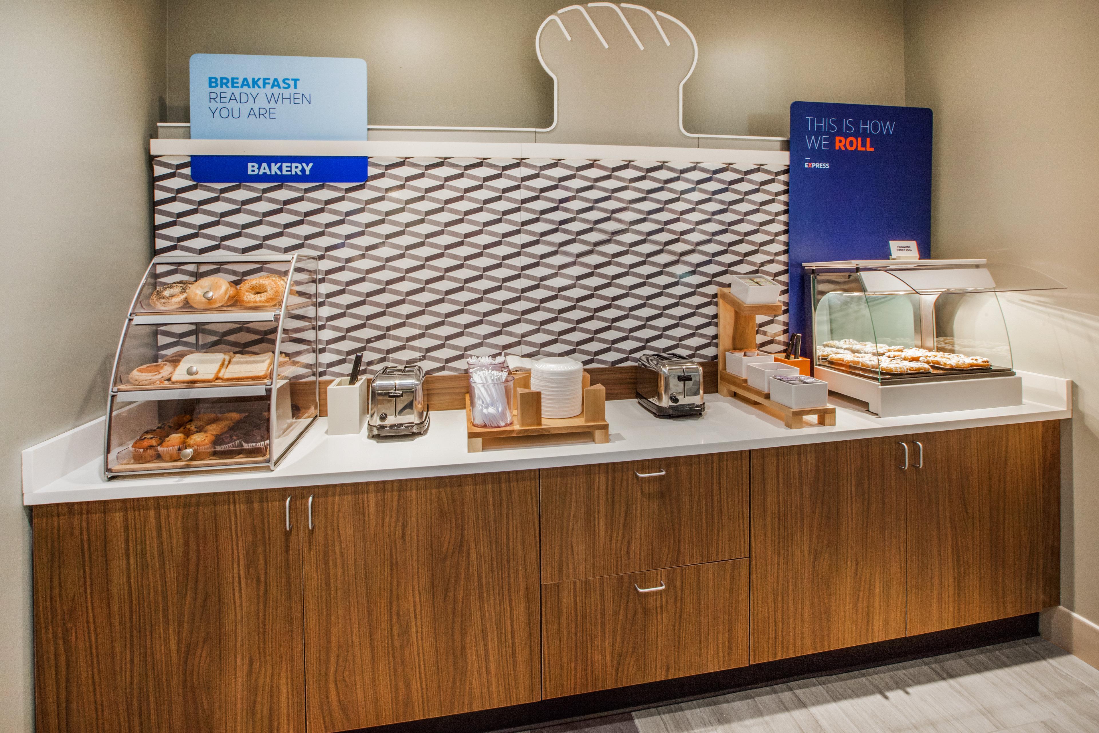 Holiday Inn Express & Suites - Sturbridge By Ihg Екстер'єр фото