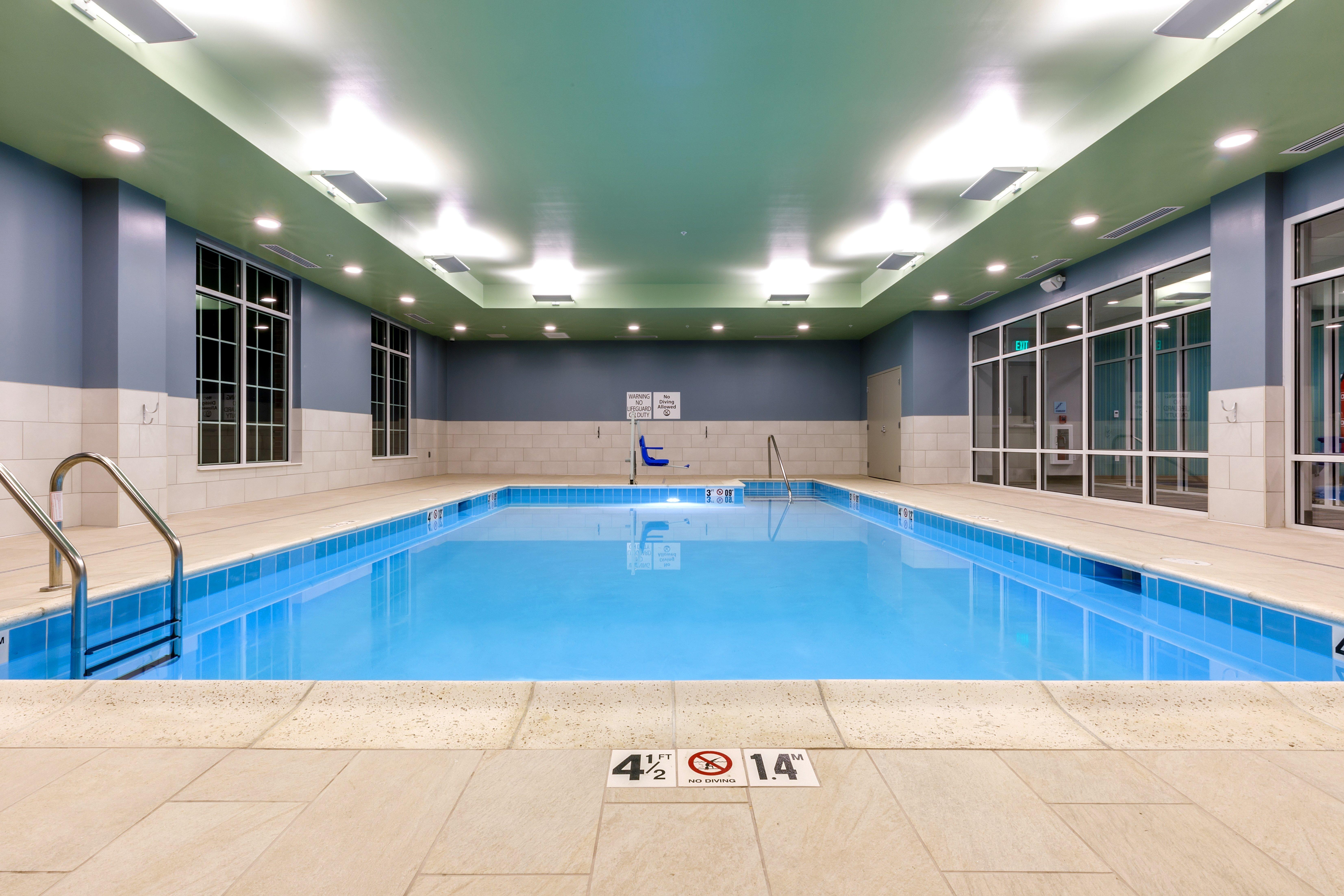 Holiday Inn Express & Suites - Sturbridge By Ihg Екстер'єр фото